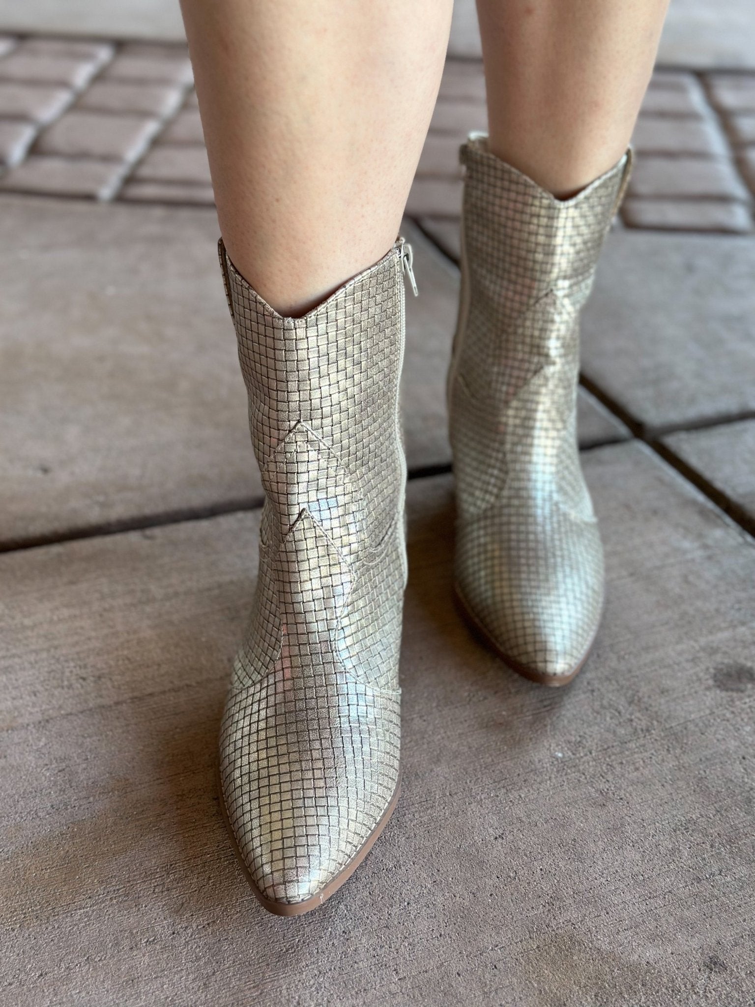 Bambi - Gold Weave Shoes Matisse
