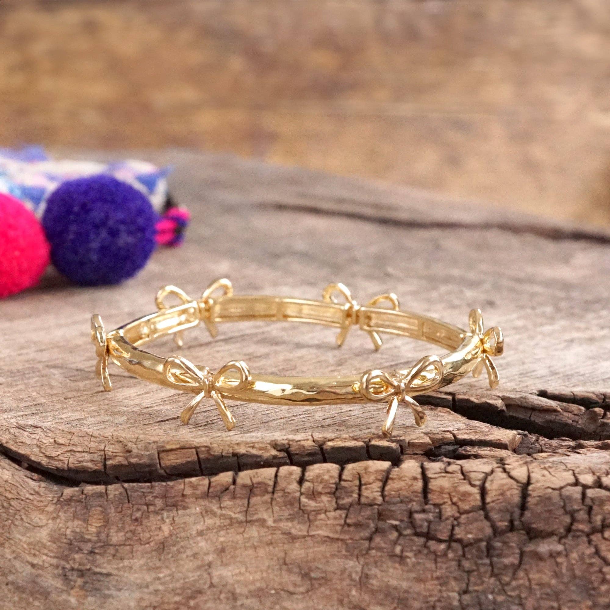Bow Bangle Bracelet - Gold Bracelets PennyLine inc