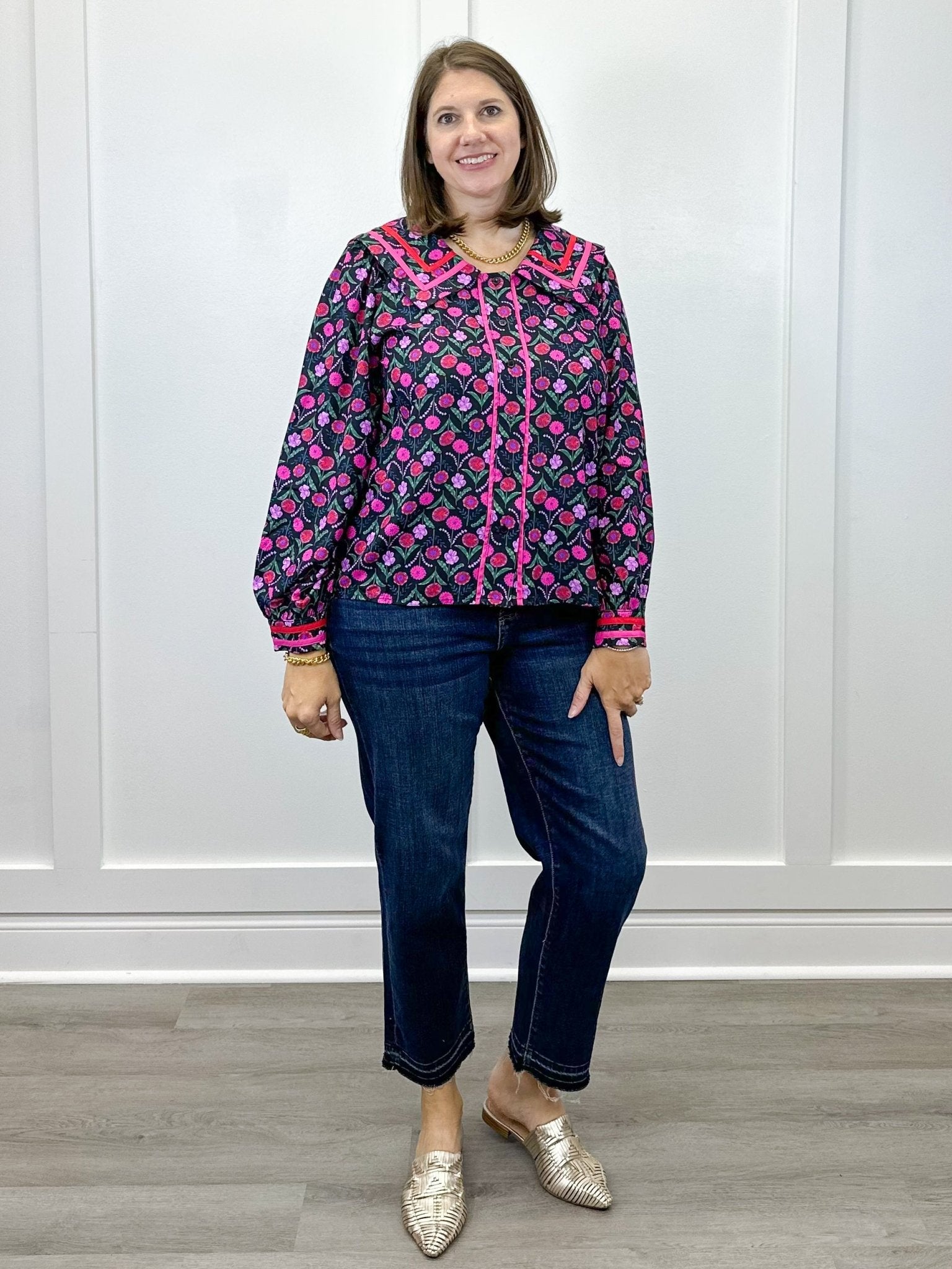 Crimson Bloom Blouse - Black Tops Jodifl