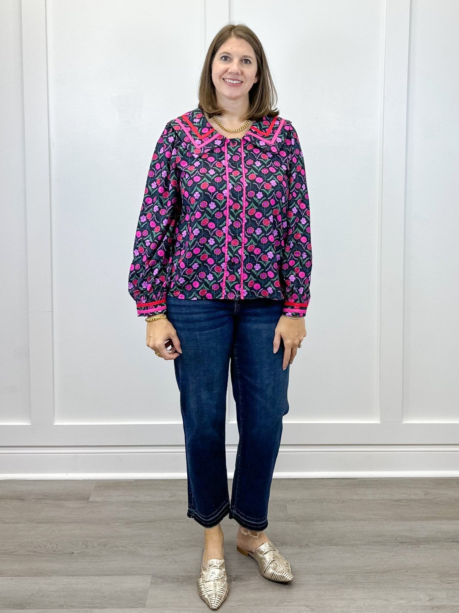 Crimson Bloom Blouse - Black Tops Jodifl