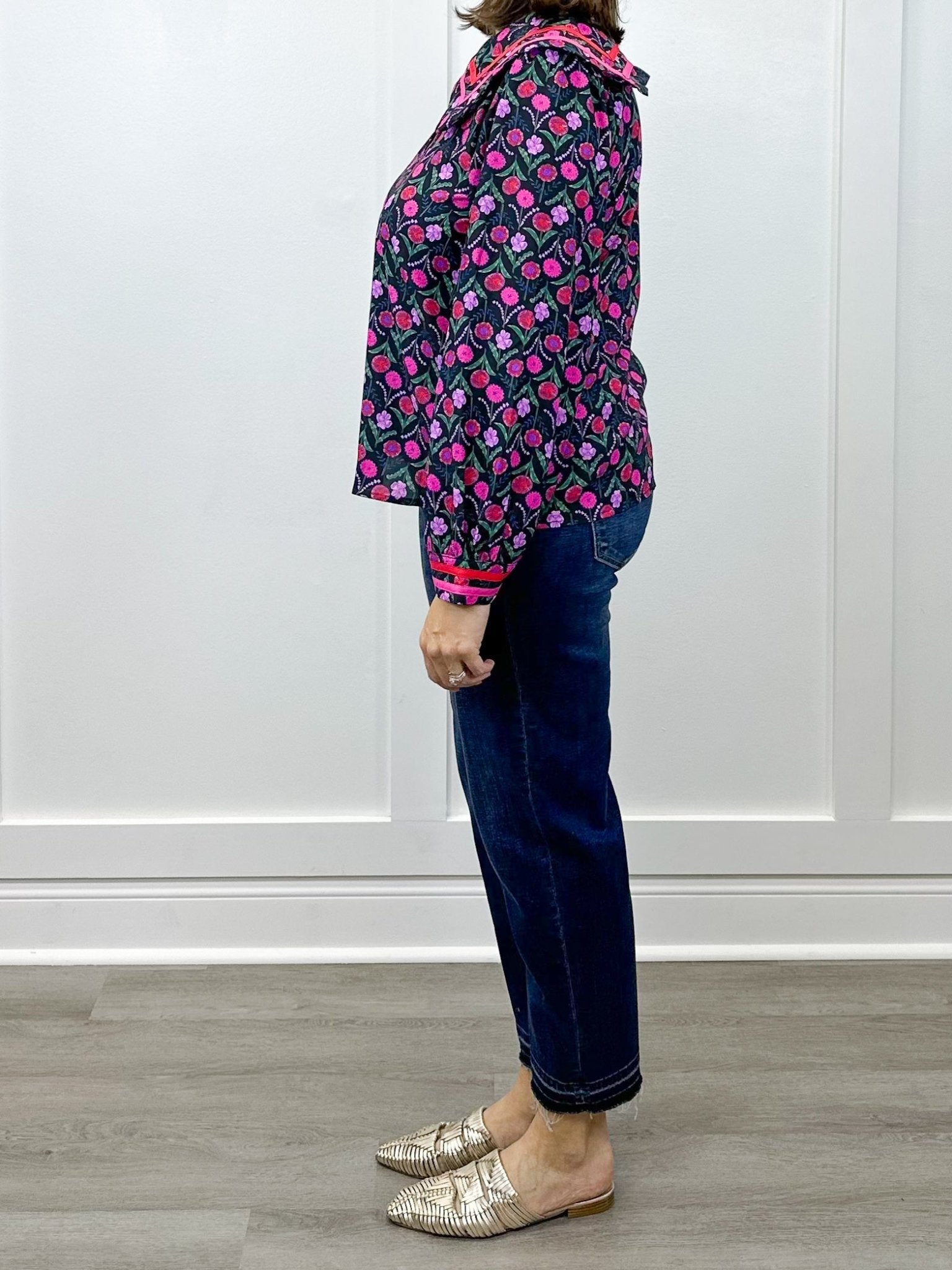 Crimson Bloom Blouse - Black Tops Jodifl