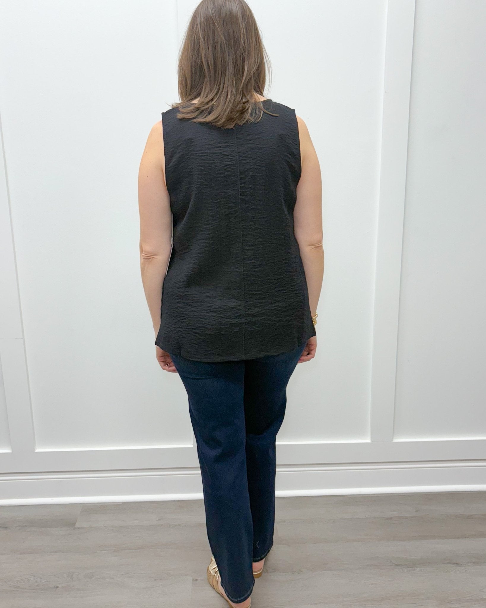 Express Travel Pieced Tunic Tank - Black Tops Habitat
