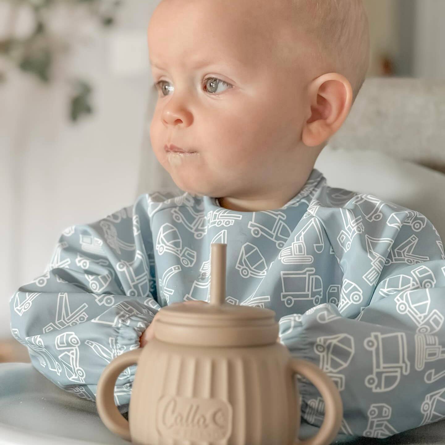 Grayson Long Sleeve Bib - Construction Khaki Baby Accessories Calla & Friends