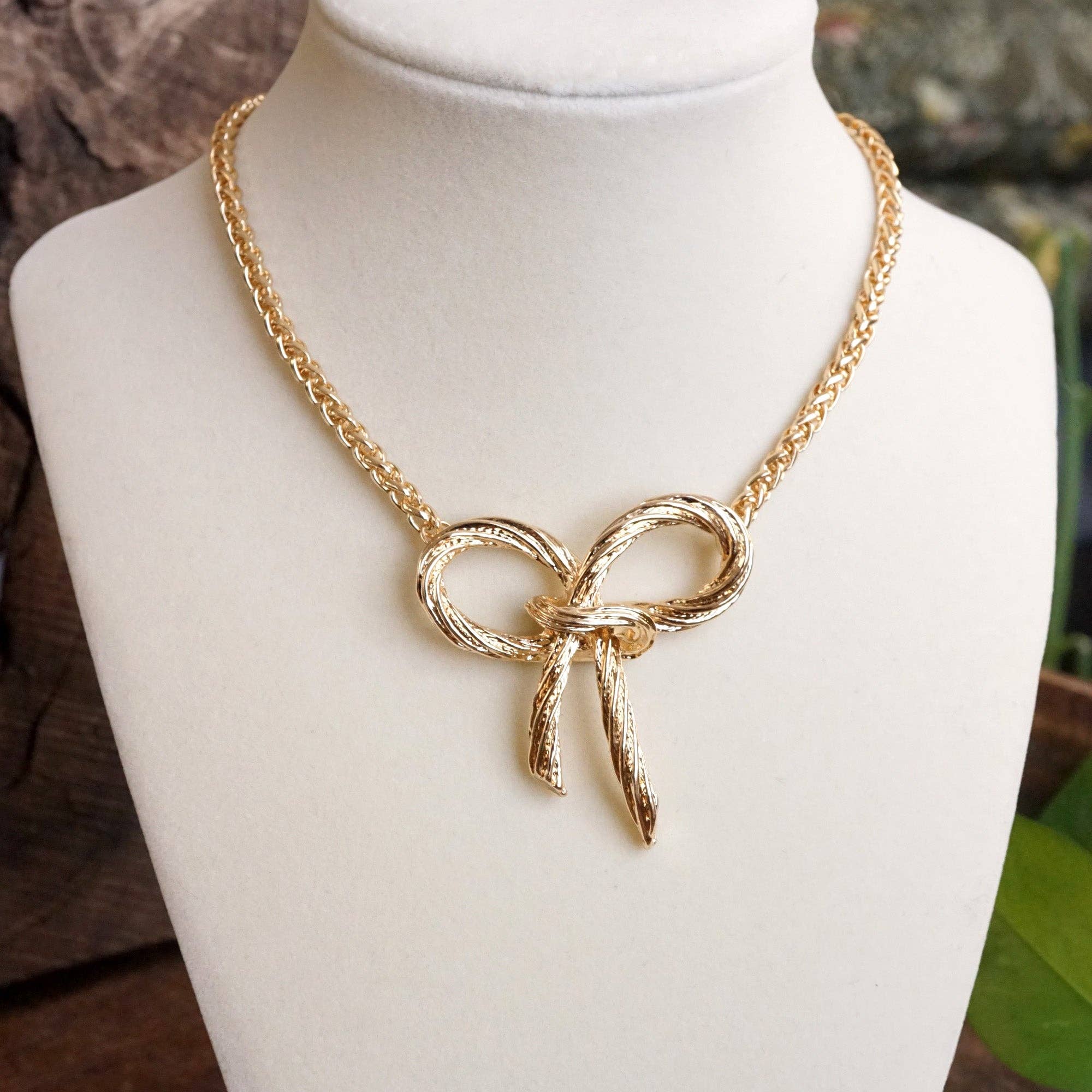Large Rope Textured Bow Pendant Statement Necklace - Gold Necklaces PennyLine inc