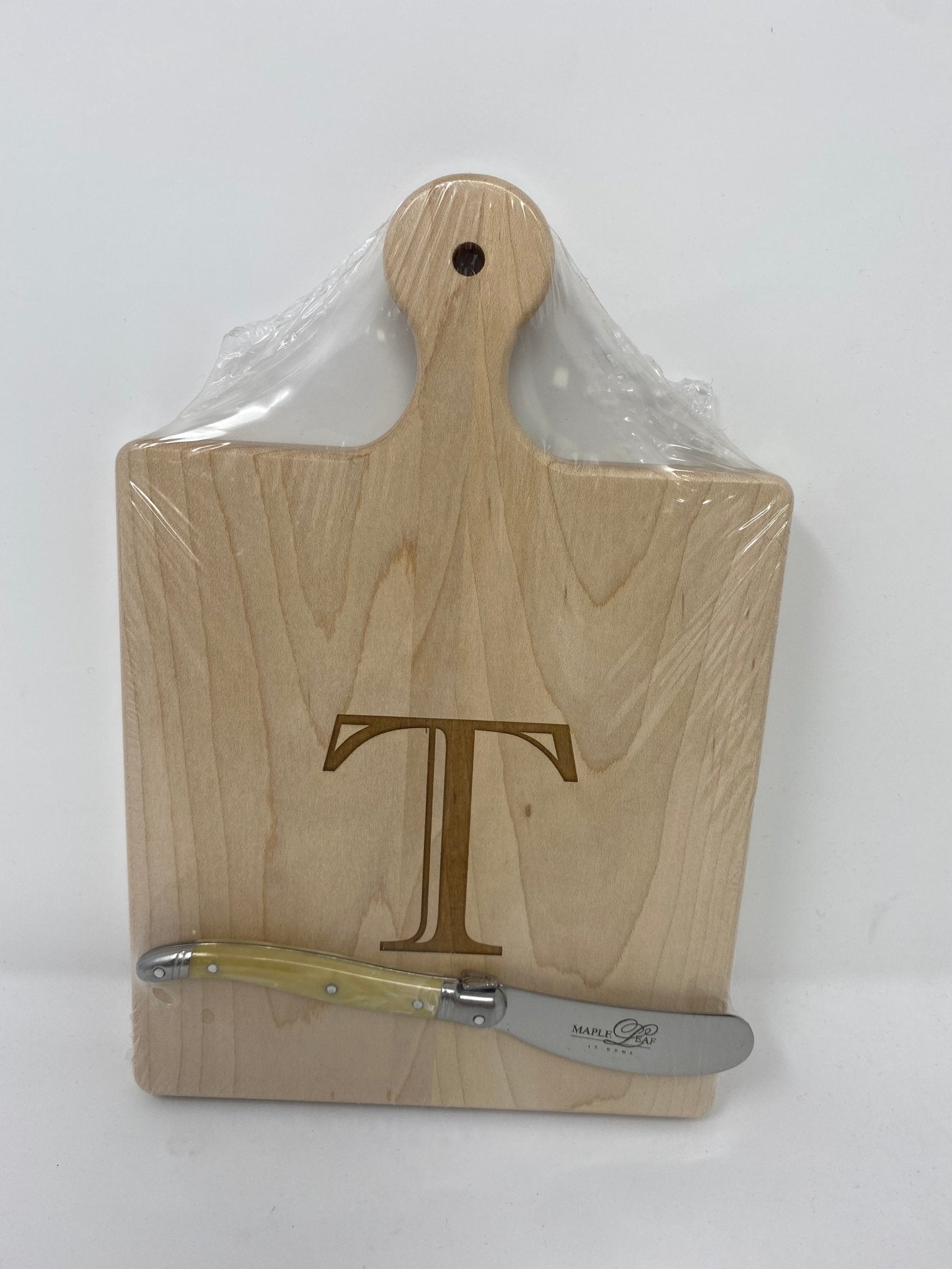Maple Artisan Paddle Cutting Board Kitchen + Entertaining Maple Leaf at Home T