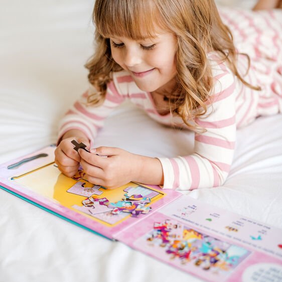 Take Along Magnetic Jigsaw Puzzles - Princesses Toys Melissa & Doug