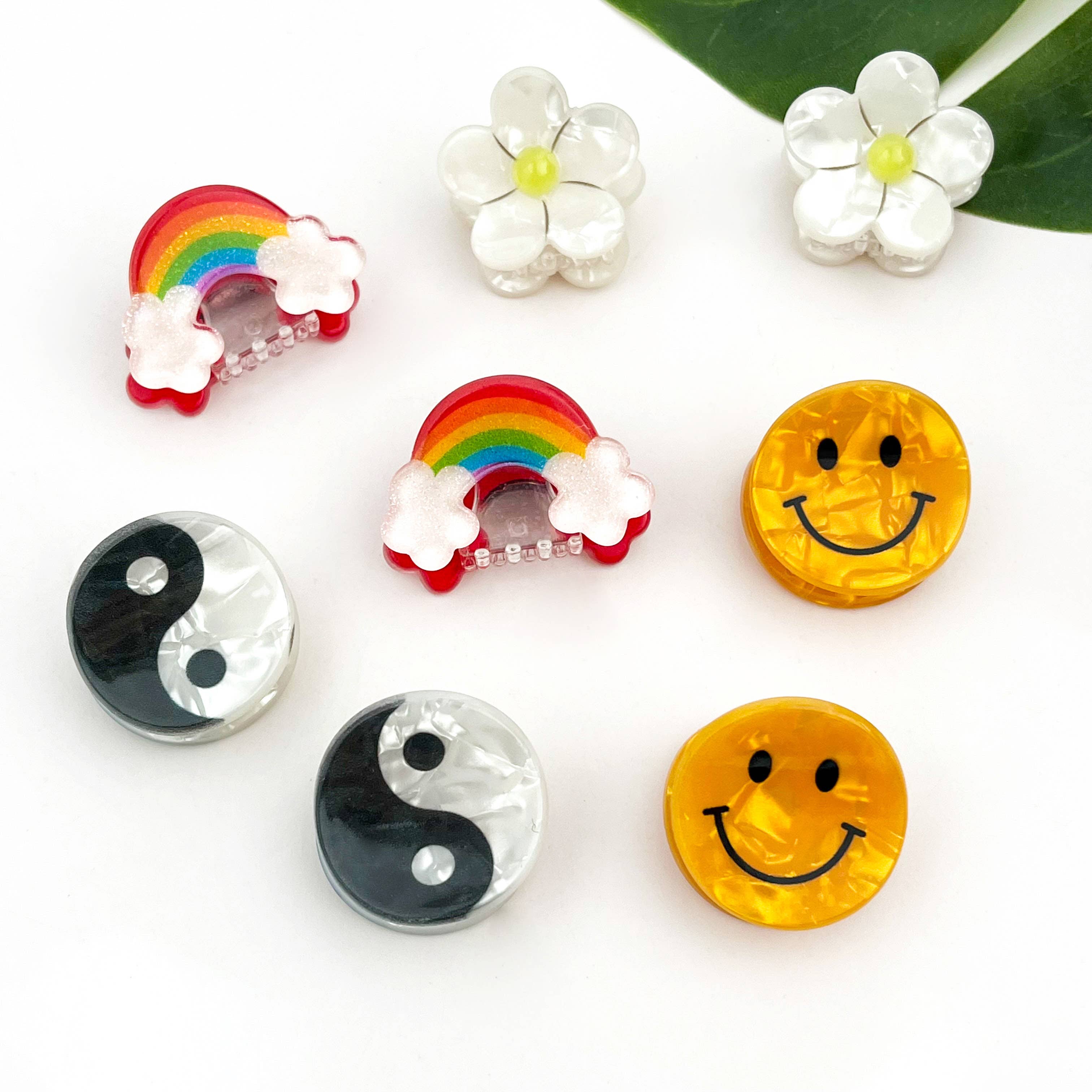 Mini Smiley Face Hair Claw Clip, Cute Floral Hair Clip: C Hair Accessories TheDivaSoap