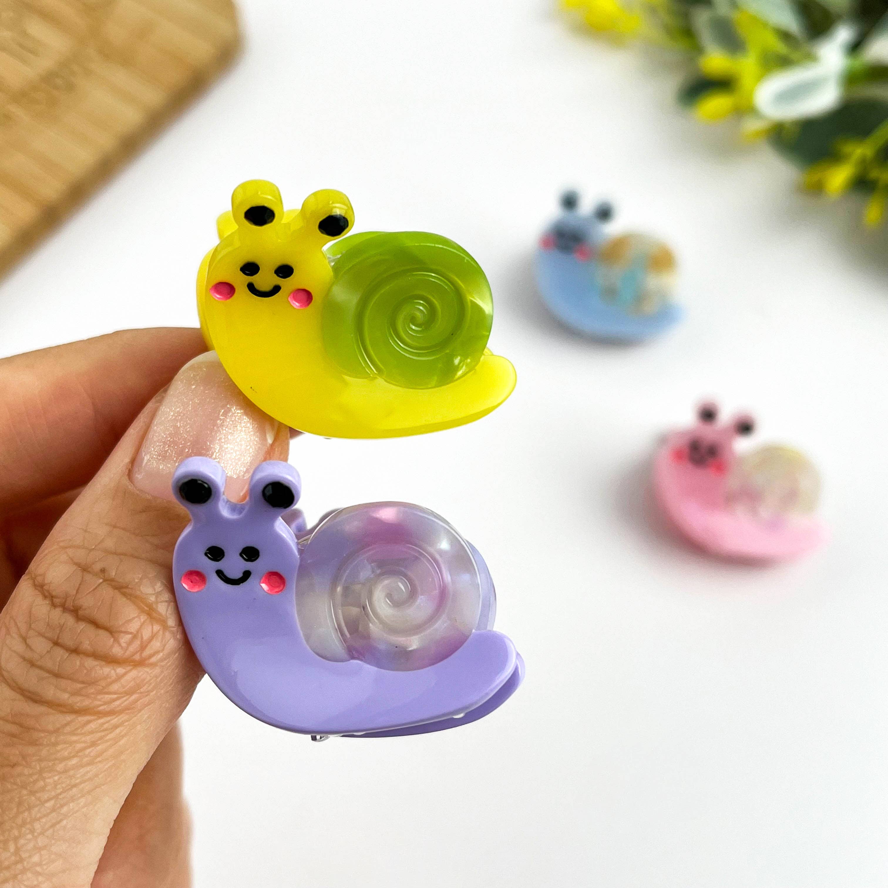 Mini Snail Hair Claw Clip - Pink Hair Accessories TheDivaSoap