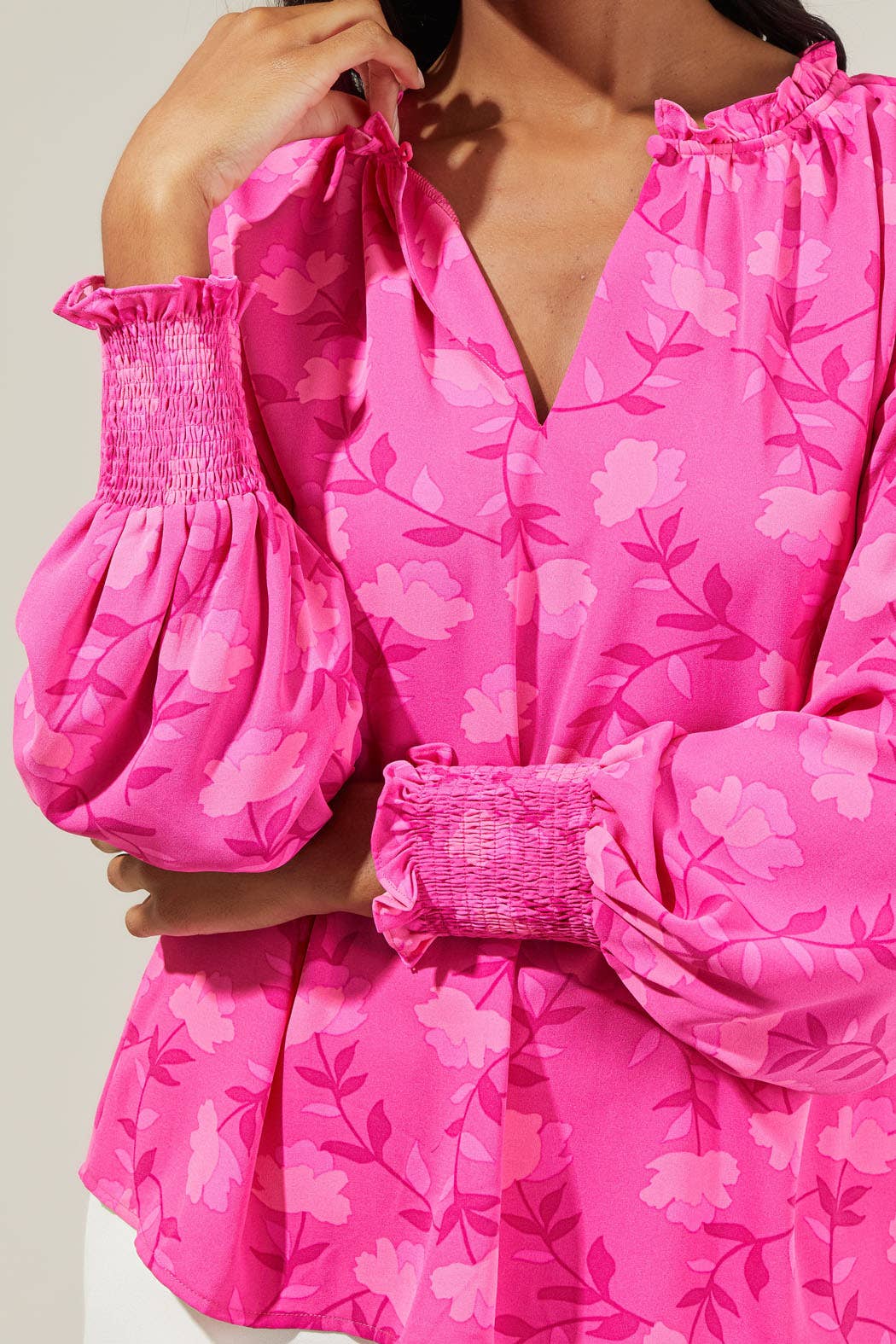 Clever Floral Split Neck Blouse - Fuschia Tops Sugarlips