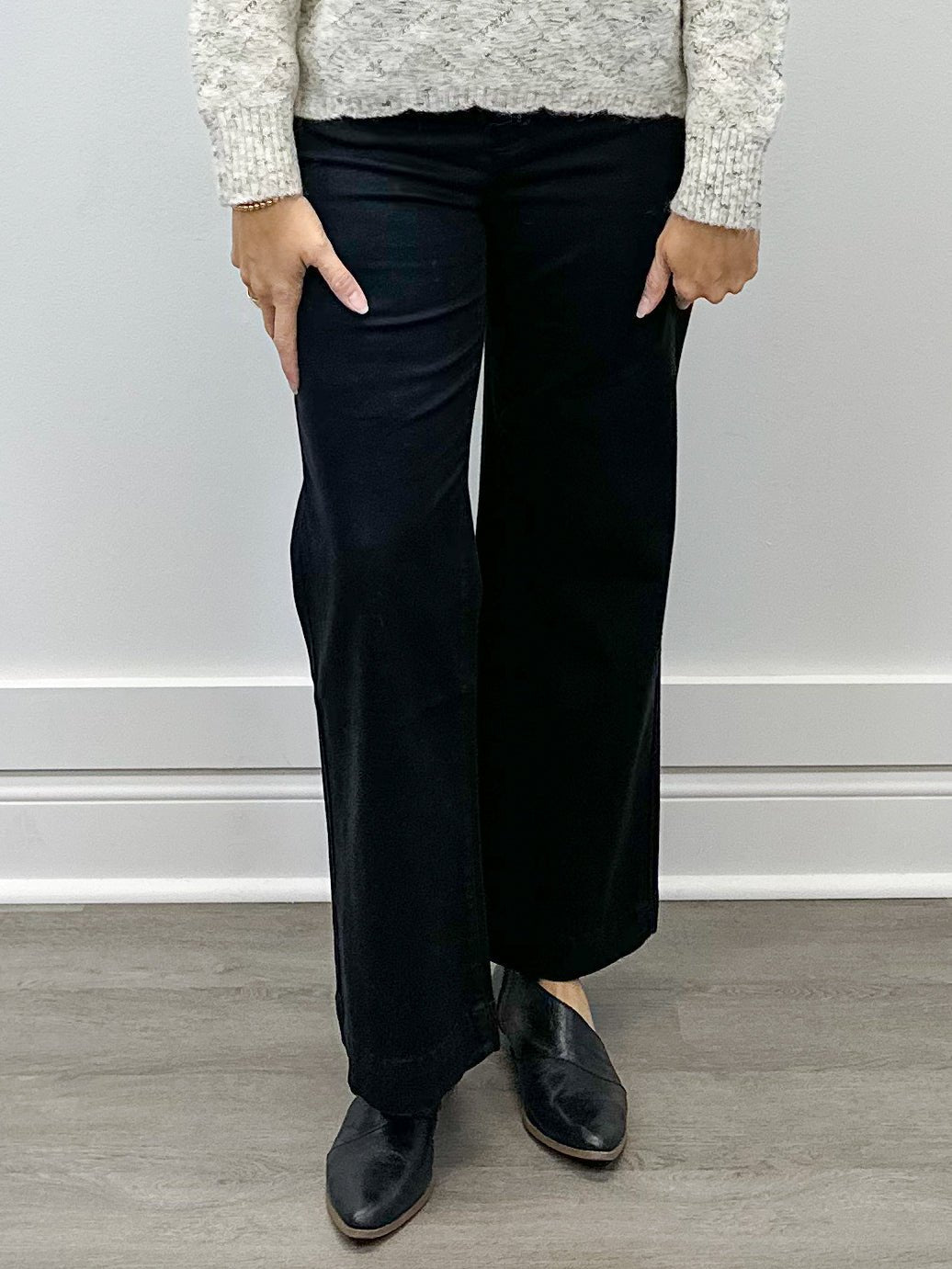Comfort Stretch Fly Front Wide Leg Pants - Black