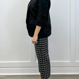 Core Classic Blazer - Black Outerwear Oddi