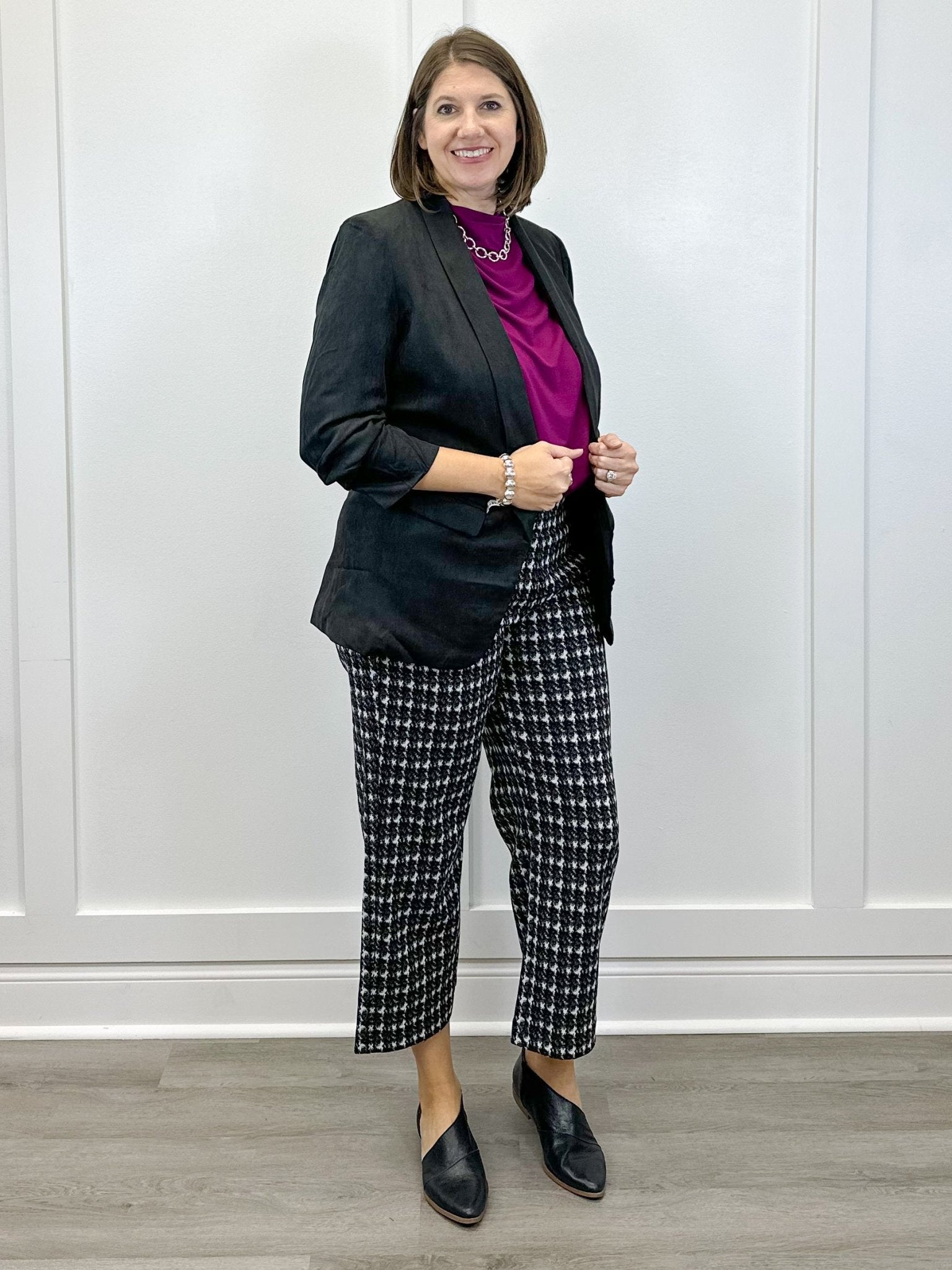 Core Classic Blazer - Black Outerwear Oddi