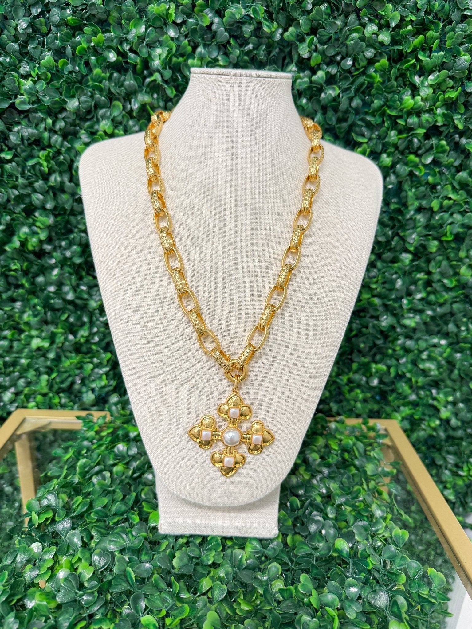 Golden Clover Necklace - Sugar Babies Children's Boutique/Meg's Shoppe