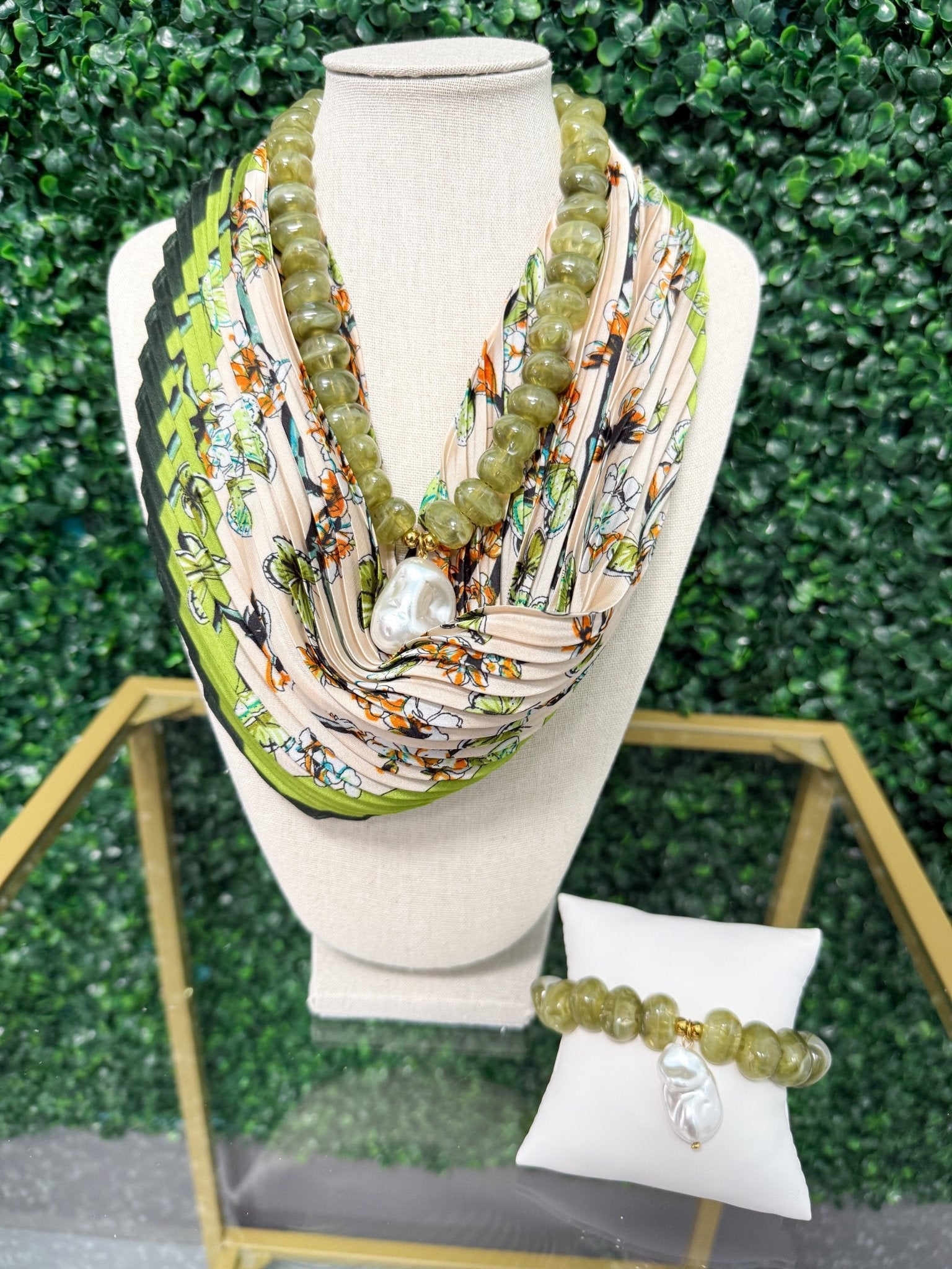 Green Envy Beaded Bracelet Bracelets Hart Designs