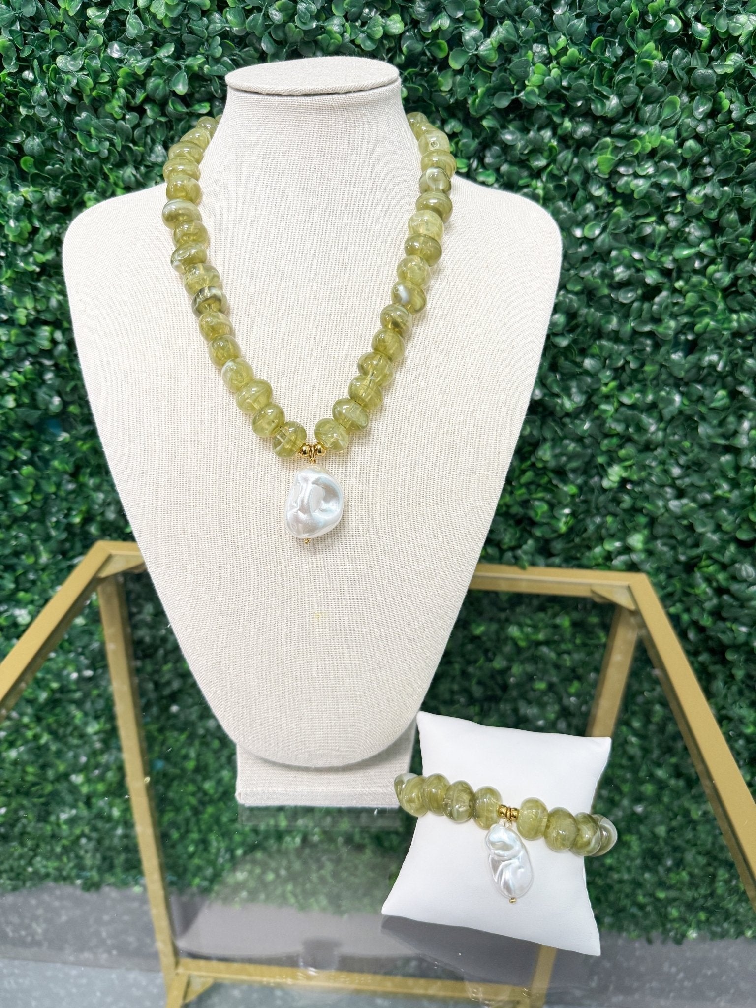Green Envy Beaded Necklace Necklaces Hart Designs