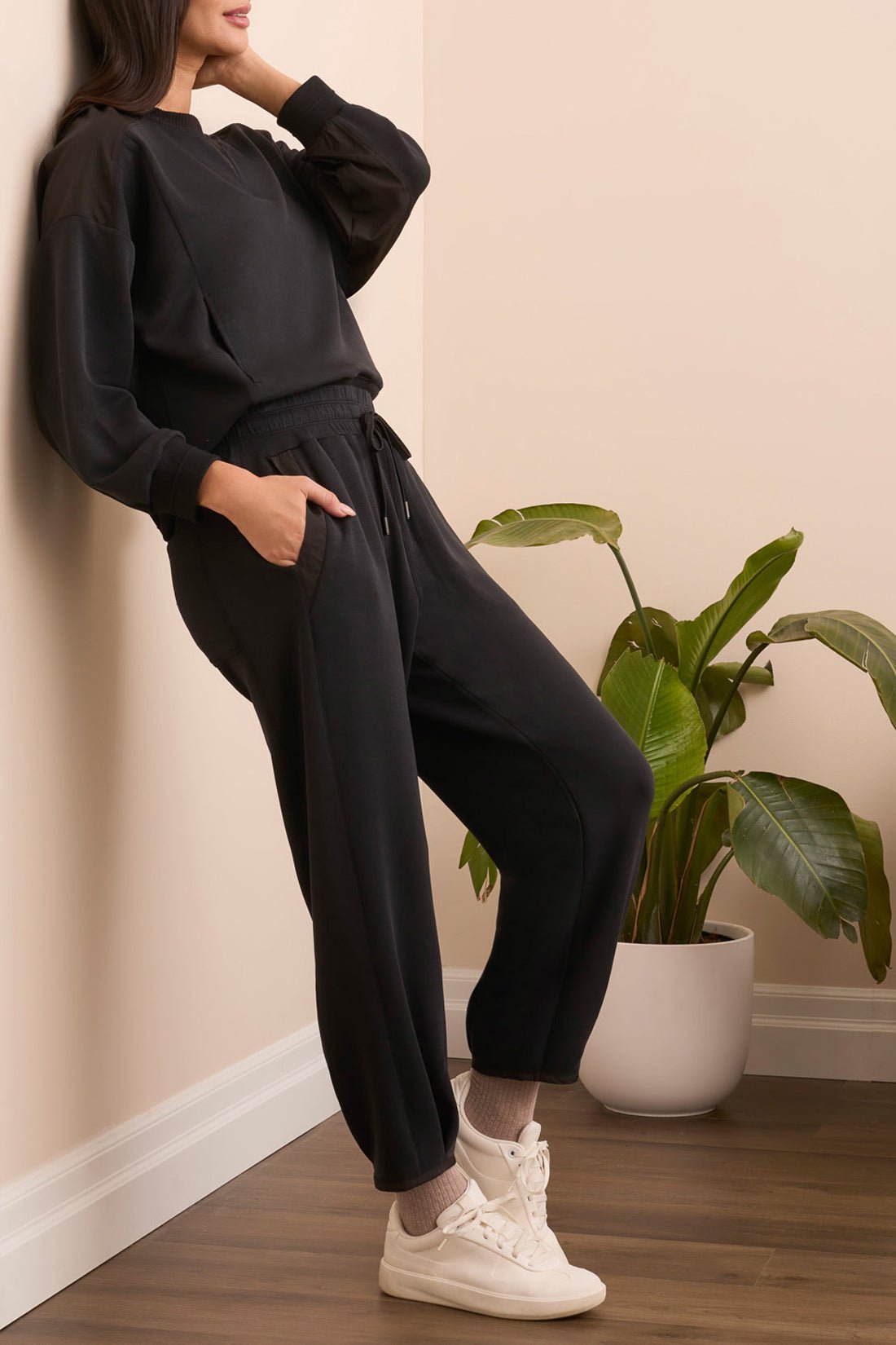 Jogger w/ Hem Pleats & Pockets - Black Pants Tribal