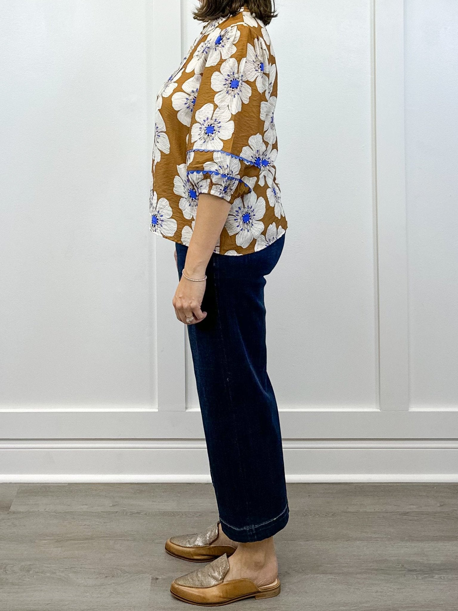 Meadow Bloom Split Neck Blouse - Chestnut Floral Tops Oddi