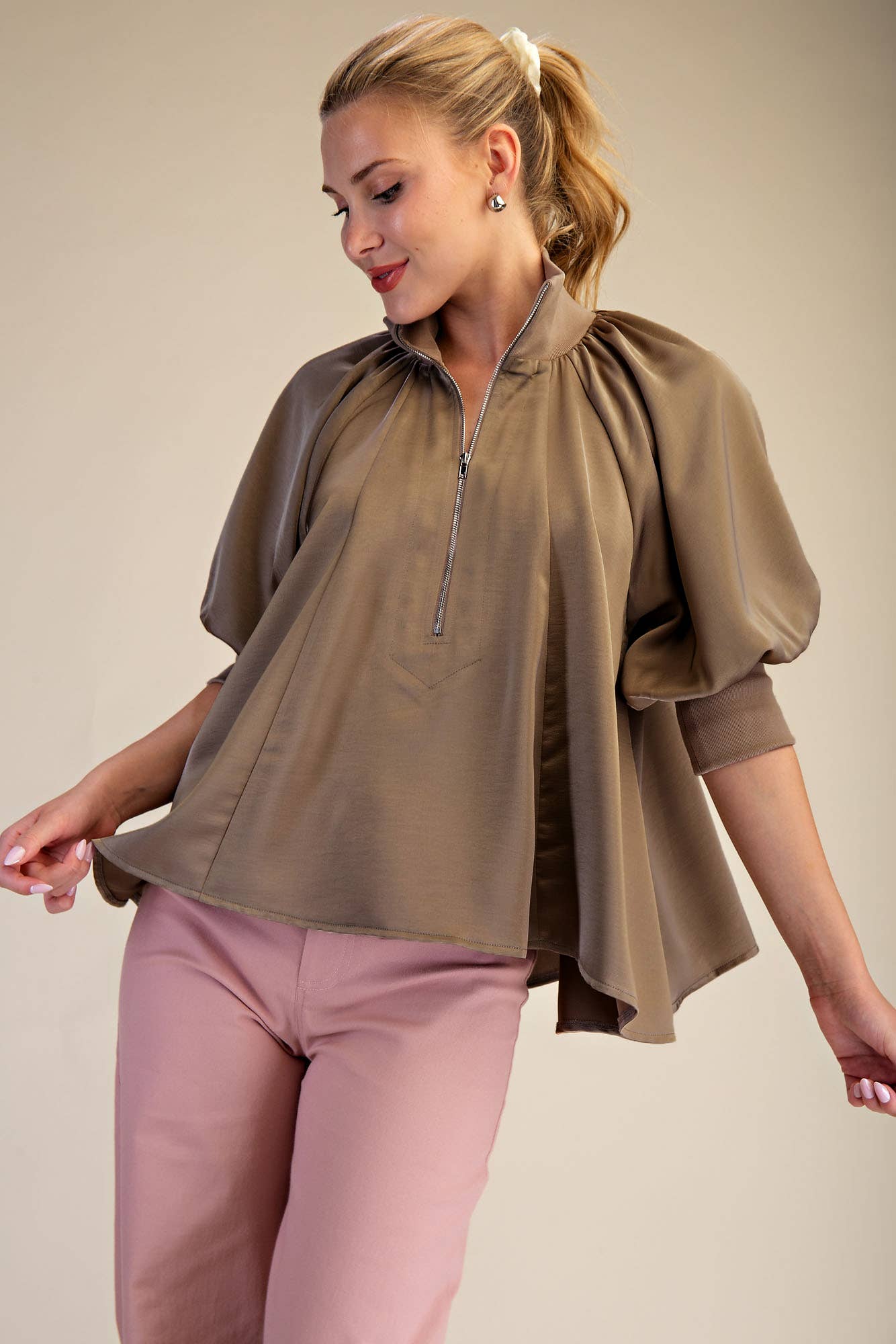 Mocha Moment Zip Top