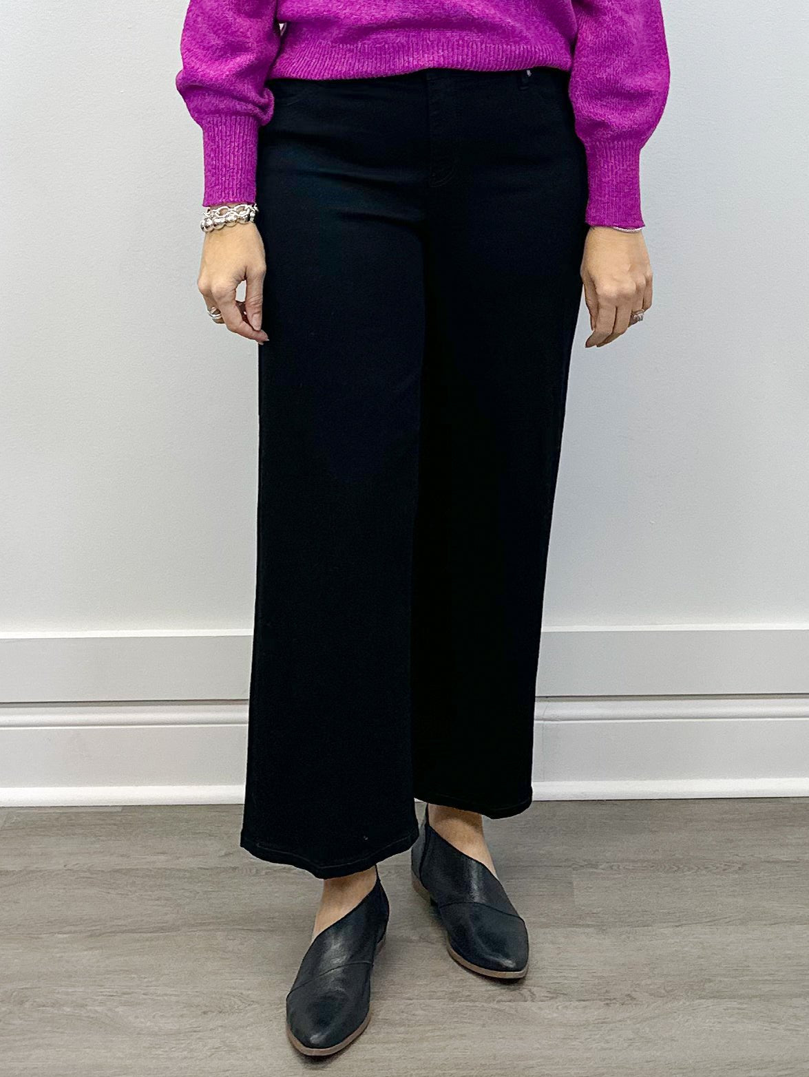 Stripe Crop Wide - Black Rinse Jeans Liverpool